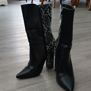 JustFab Salara snake print heeled boots Sz 7.5 NWOT